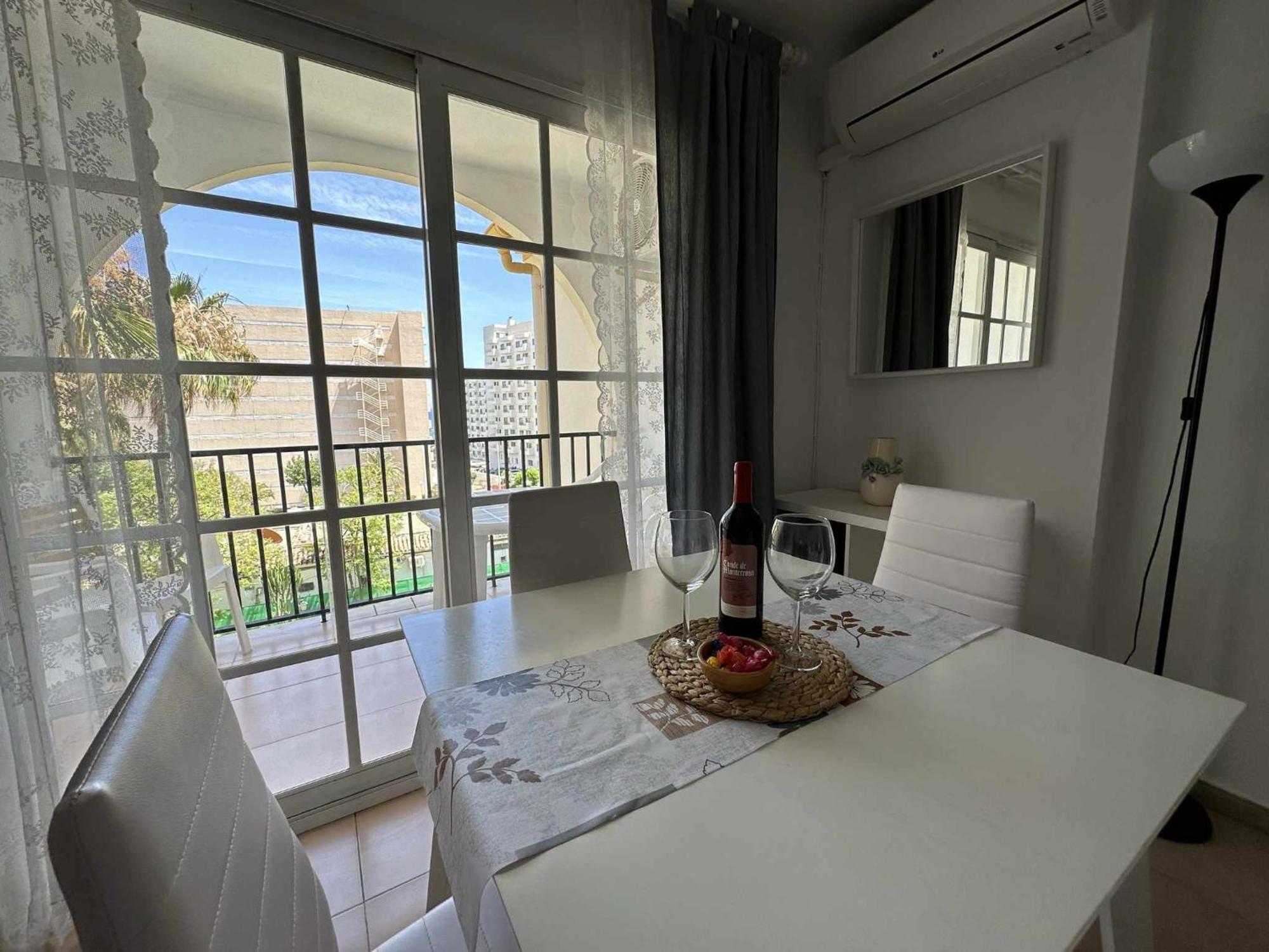 Apartamento La Carihuela A 2 Minutos De La Playa トレモリノス エクステリア 写真